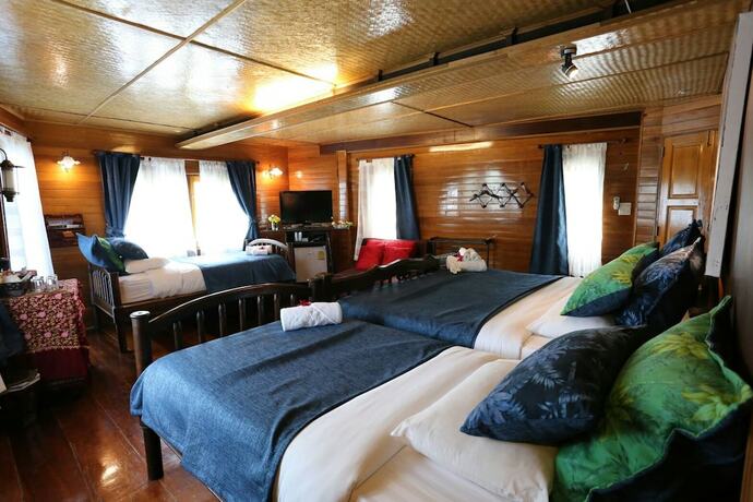 Imagen general del Hotel Kaengkrachan Boathouse Paradise Resort. Foto 11