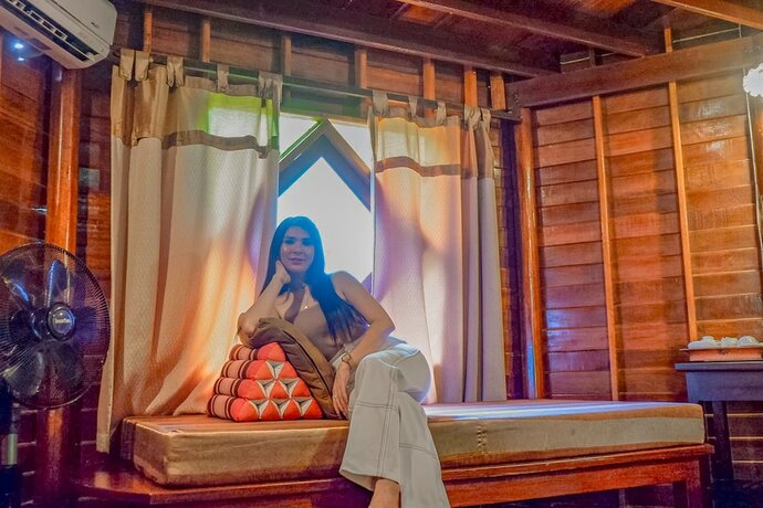 Imagen de la habitación del Hotel Kaengkrachan Boathouse Paradise Resort. Foto 16