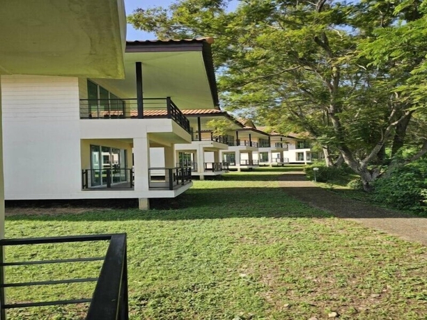 Imagen de la habitación del Hotel Kaengkrachan Diamond Green Resort. Foto 10