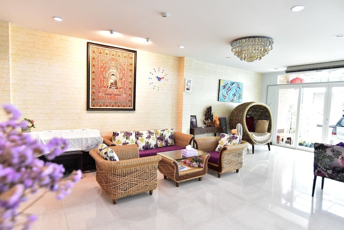 Imagen de los interiores del Hotel Kaewfathip Apartment. Foto 19