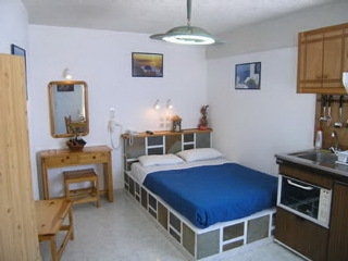 Imagen de los exteriores del Hotel Kafieris Blue Apartments. Foto 5