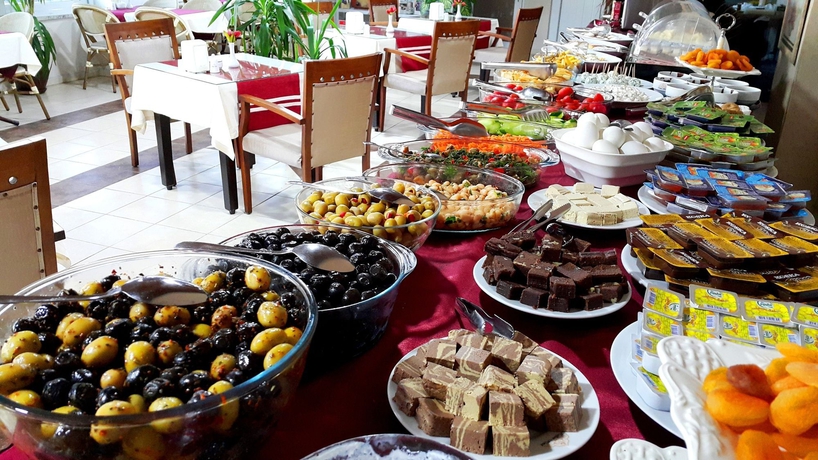 Imagen del bar/restaurante del Hotel Kaftan. Foto 2