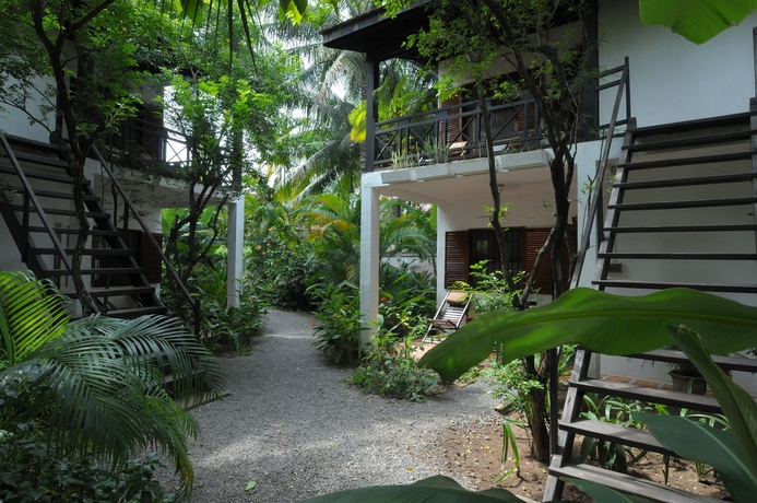 Imagen de los exteriores del Hotel Kafu Resort and Spa. Foto 12