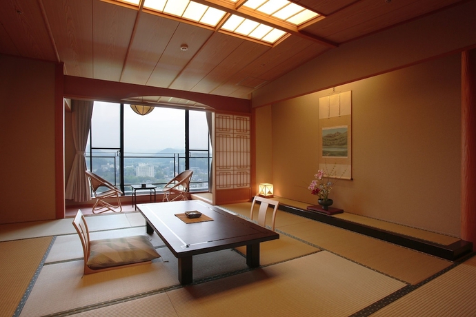 Imagen de la habitación del Hotel Kagaribi No Yu Ryokusuitei. Foto 5