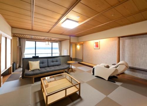 Imagen de la habitación del Hotel Kagaya Bettei Matsunomidori. Foto 6