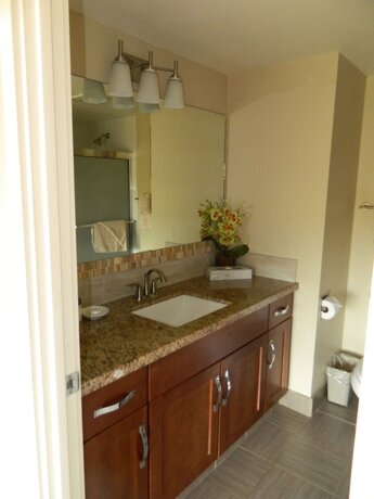 Imagen de la habitación del Hotel Kahana Villa. Foto 28