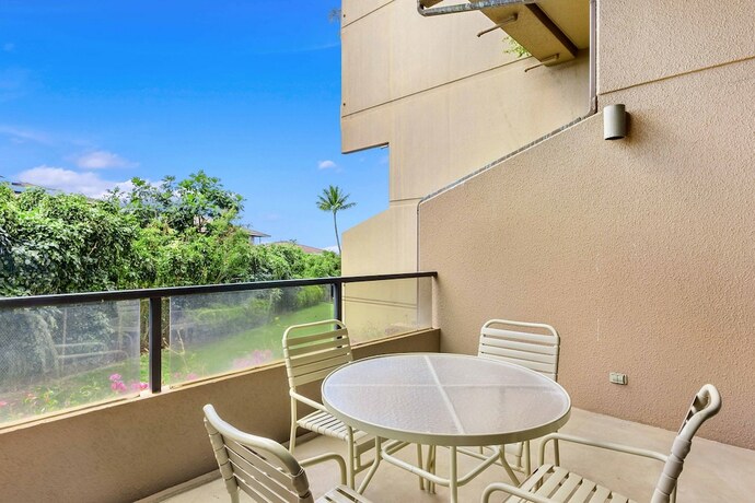 Imagen de la habitación del Hotel Kahana Villa. Foto 29