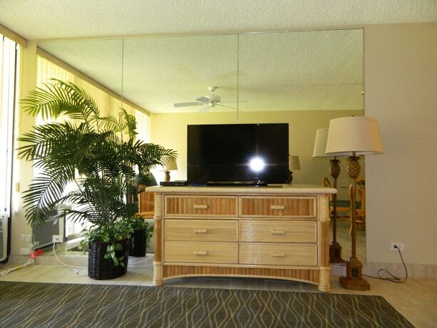 Imagen de la habitación del Hotel Kahana Villa. Foto 33