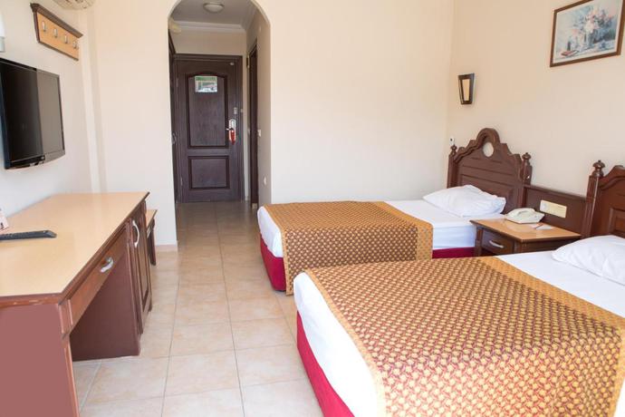 Imagen de la habitación del Hotel Kahya. Foto 3