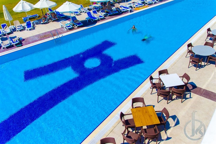 Imagen de la piscina del Hotel Kahya Resort - All Inclusive. Foto 14