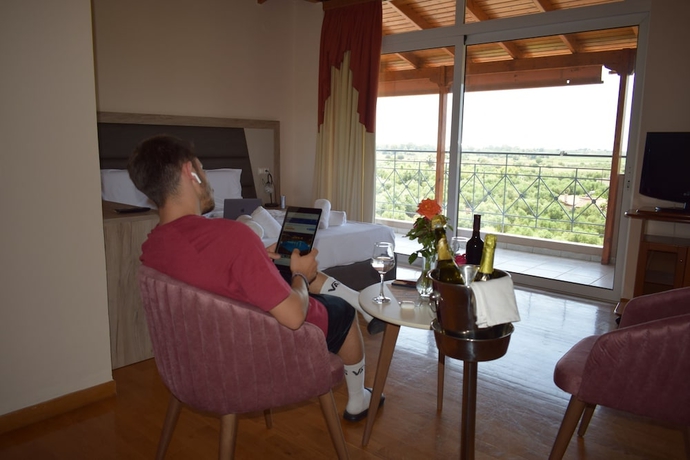 Imagen de la habitación del Hotel Kaiafas Lake. Foto 11