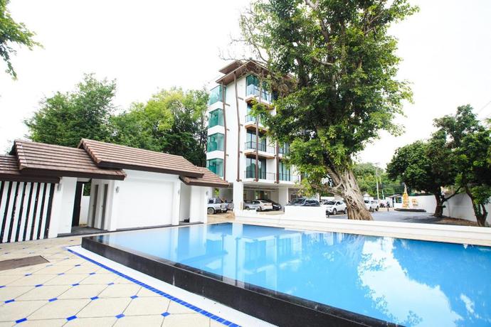 Imagen de la piscina del Hotel Kaida Resort and Residences. Foto 7