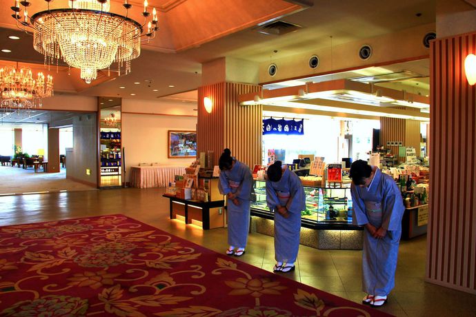 Imagen del bar/restaurante del Hotel Kaike Grand Tensui. Foto 2