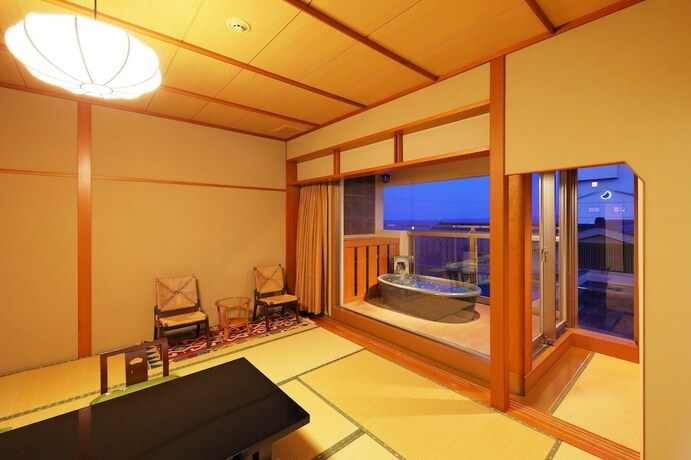 Imagen de la habitación del Hotel Kaike Shogetsu. Foto 13