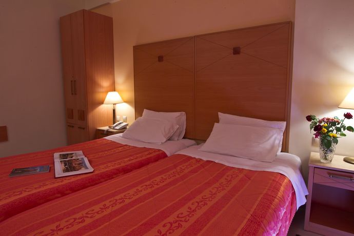 Imagen de la habitación del Hotel Kaikis. Foto 8