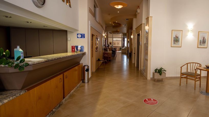 Imagen de los interiores del Hotel Kaikis. Foto 19