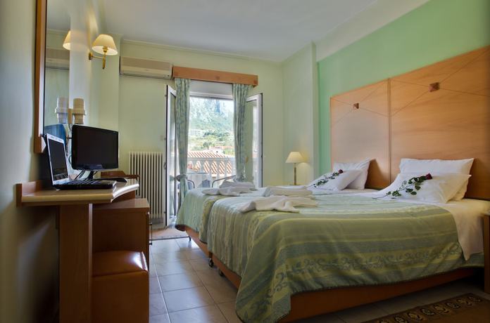 Imagen de la habitación del Hotel Kaikis. Foto 15