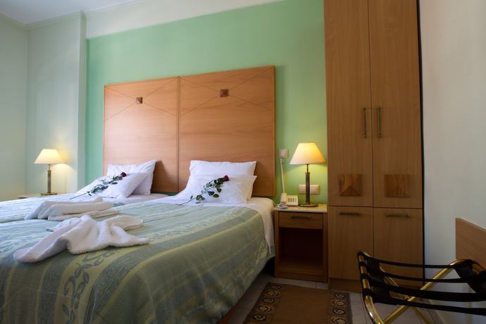 Imagen de la habitación del Hotel Kaikis. Foto 16