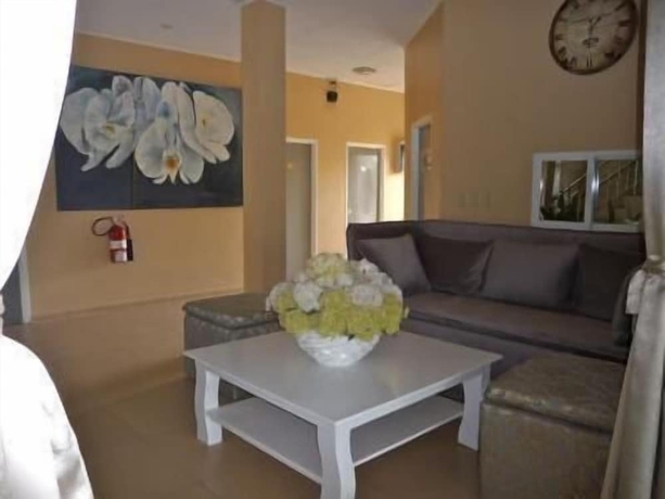Imagen de los interiores del Hotel Kaikoesi Apartments. Foto 16