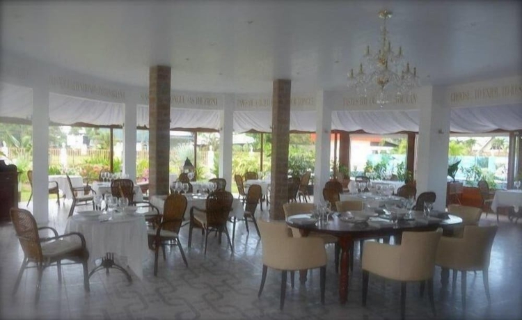 Imagen del bar/restaurante del Hotel Kaikoesi Apartments. Foto 2