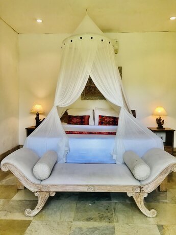 Imagen de la habitación del Hotel Kailash Bali. Foto 34