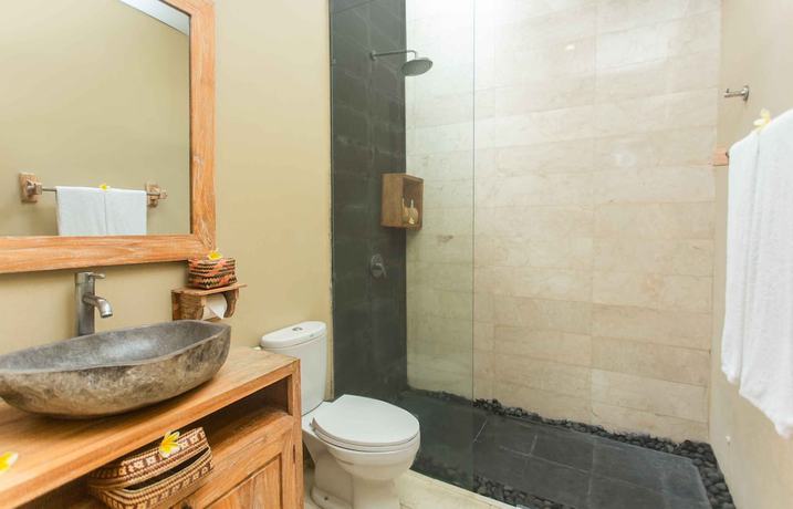 Imagen de la habitación del Hotel Kailash Suites Ubud. Foto 13