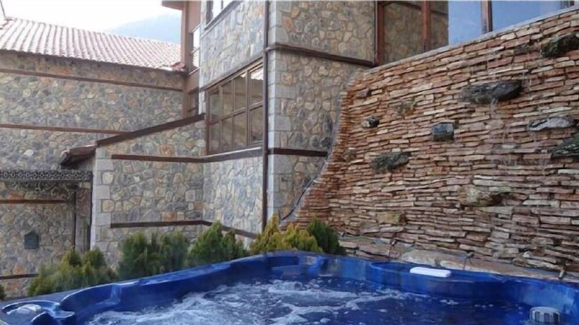 Imagen de la piscina del Hotel Kaimak Inn. Foto 20