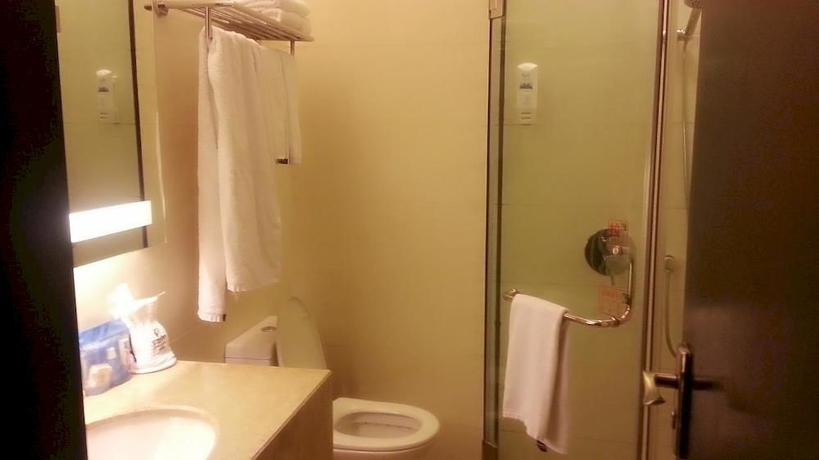 Imagen de la habitación del Hotel Kaiman. Foto 7