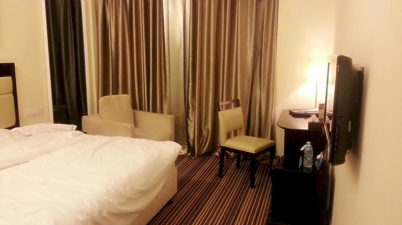 Imagen de la habitación del Hotel Kaiman. Foto 8