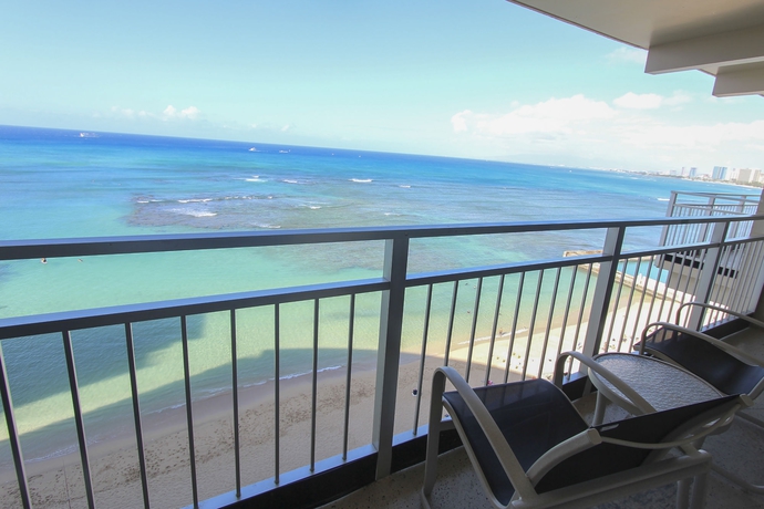 Imagen de la habitación del Hotel Kaimana Beach. Foto 12