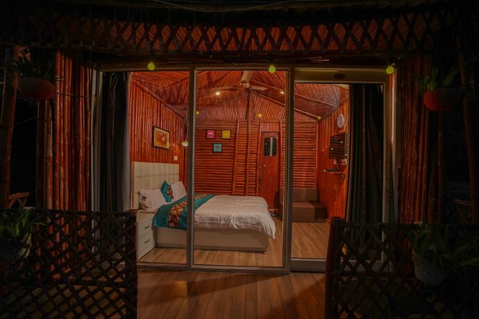 Imagen general del Hotel Kainaat A Riverside Homestay. Foto 9