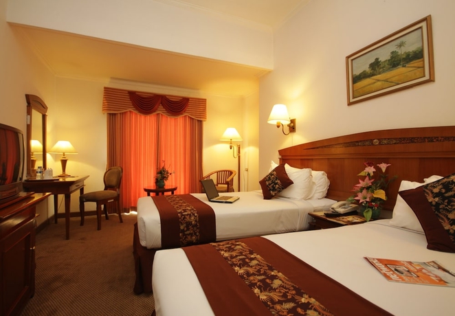 Imagen de la habitación del Hotel Kaisar. Foto 7