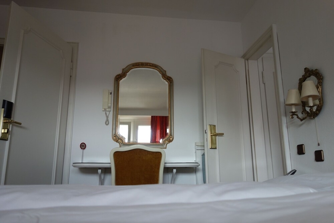 Imagen de la habitación del Hotel Kaiser Am Wiener Platz. Foto 12