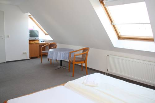 Imagen de la habitación del Hotel Kaiser, Moenchengladbach. Foto 2