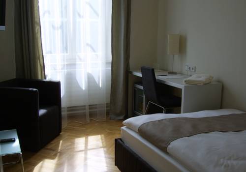 Imagen de la habitación del Hotel Kaiser Von &ouml;sterreich, Historik- Und Thermalhotel. Foto 7