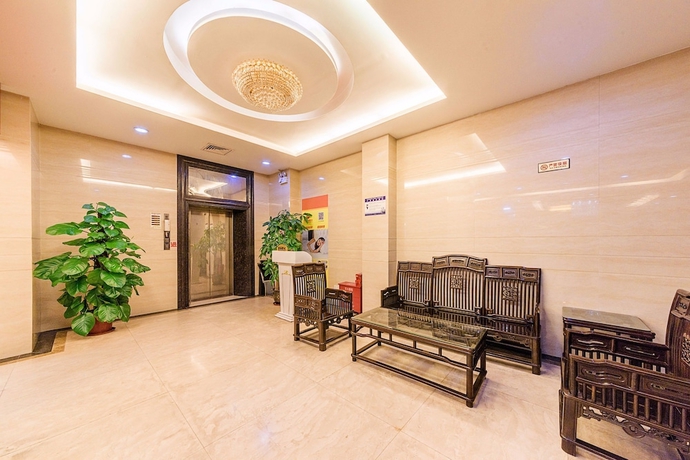 Imagen de los interiores del Hotel Kaiserdom Airport Branch. Foto 17