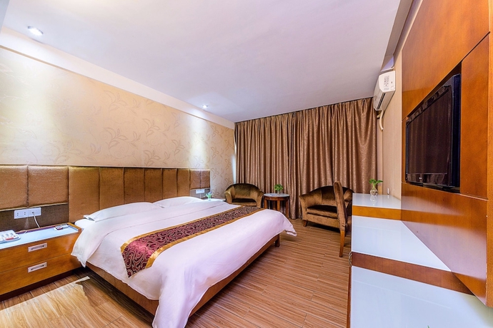 Imagen de la habitación del Hotel Kaiserdom Airport Branch. Foto 12