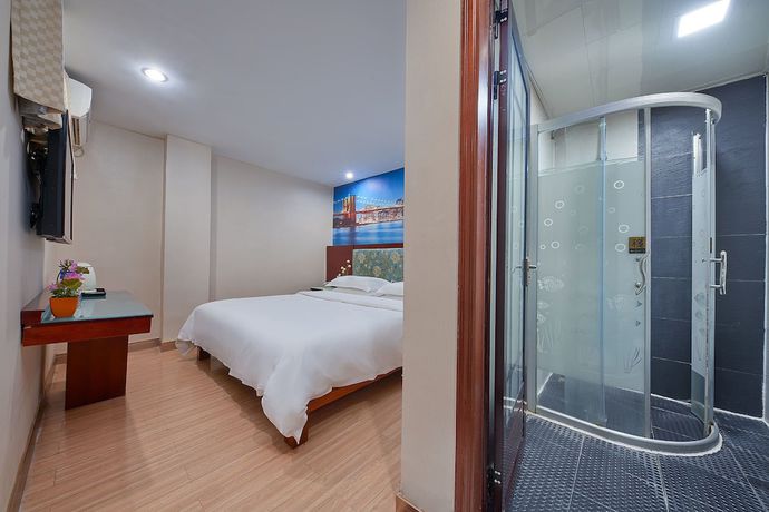 Imagen de la habitación del Hotel Kaiserdom China Plaza. Foto 6