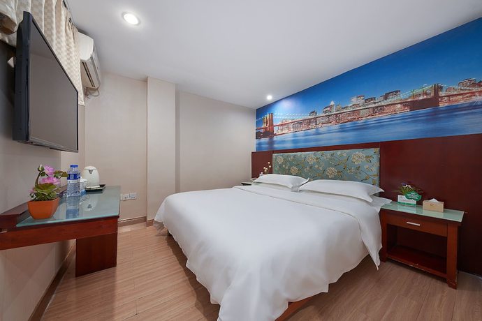 Imagen de la habitación del Hotel Kaiserdom China Plaza. Foto 7