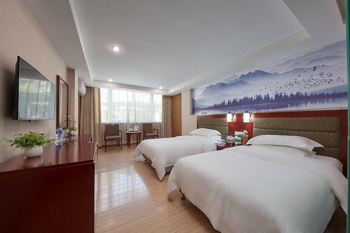 Imagen de la habitación del Hotel Kaiserdom China Plaza. Foto 8
