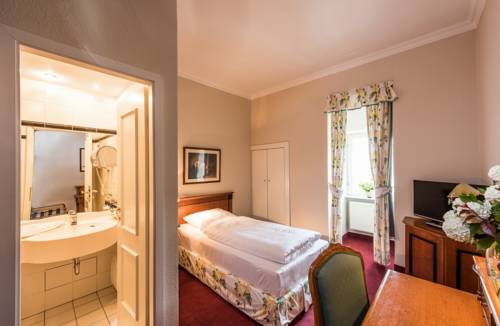 Imagen de la habitación del Hotel Kaiserhof, Eisenach. Foto 9