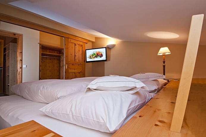 Imagen de la habitación del Hotel Kaiserhof Kitzbuehel. Foto 12