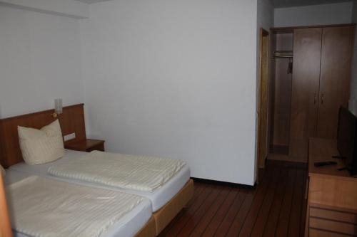 Imagen de la habitación del Hotel Kaiserhof, Lehrte. Foto 8