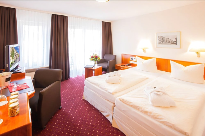 Imagen de la habitación del Hotel Kaiserhof Victoria. Foto 13