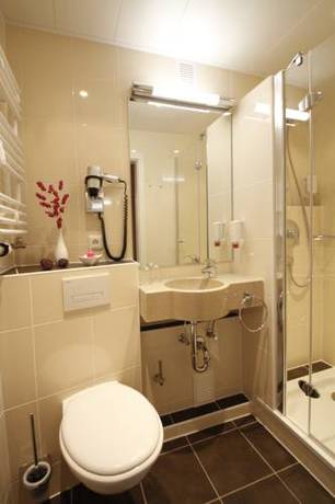 Imagen de la habitación del Hotel Kaiserhof Wesel. Foto 6