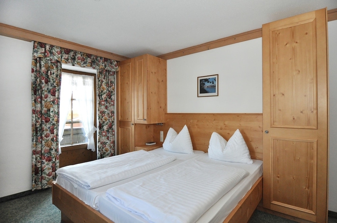 Imagen de la habitación del Hotel Kaiserhotel Neuwirt. Foto 8