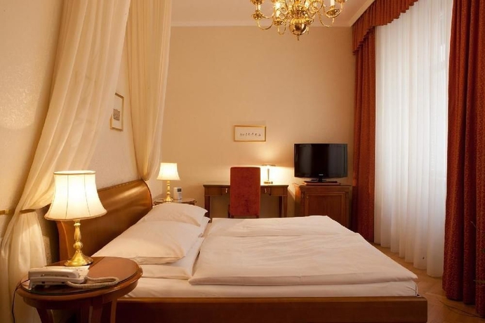 Imagen de los exteriores del Hotel Kaiserin Elisabeth. Foto 5