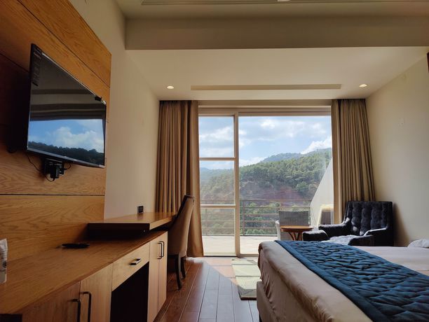 Imagen de la habitación del Hotel Kaithal Resort - Kasauli. Foto 8