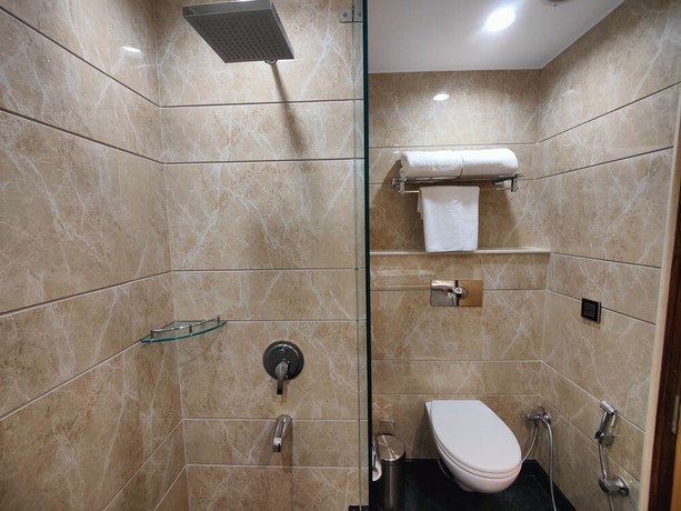 Imagen de la habitación del Hotel Kaithal Resort - Kasauli. Foto 9