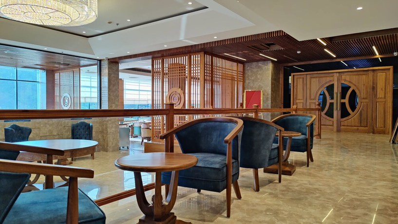 Imagen del bar/restaurante del Hotel Kaithal Resort - Kasauli. Foto 3
